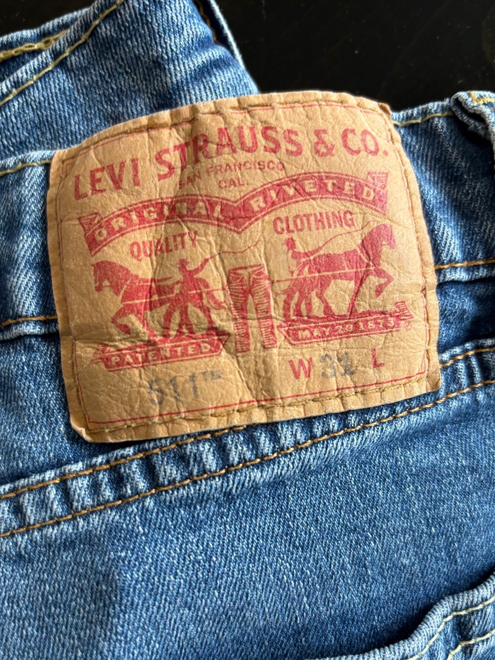 Levi 511 Men's Distressed Blue Denim Shorts Size 31 - Picture 4 of 4
